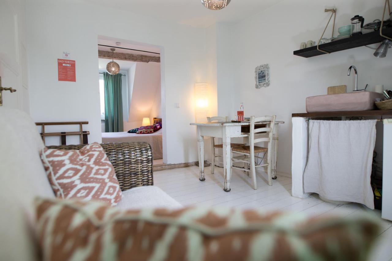 Schuhmacherei Guesthouse Oestrich-Winkel Esterno foto