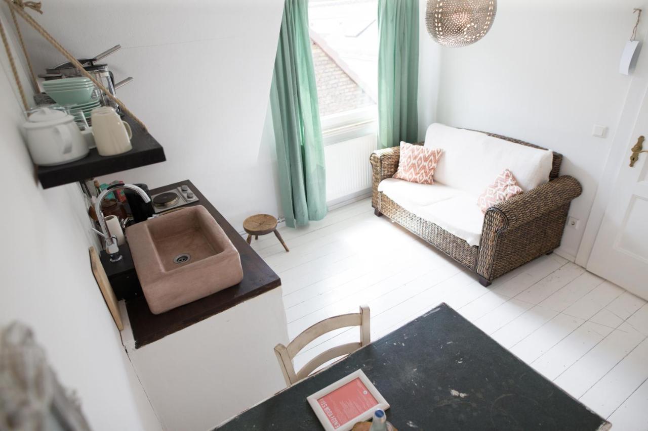 Schuhmacherei Guesthouse Oestrich-Winkel Esterno foto